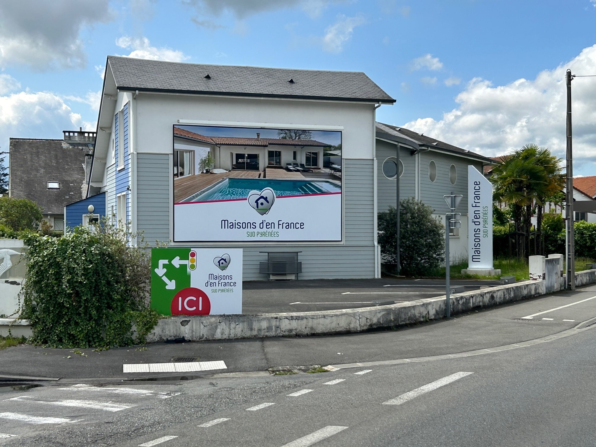 Réalisation de MAISONS D' EN FRANCE SUD PYRENEES