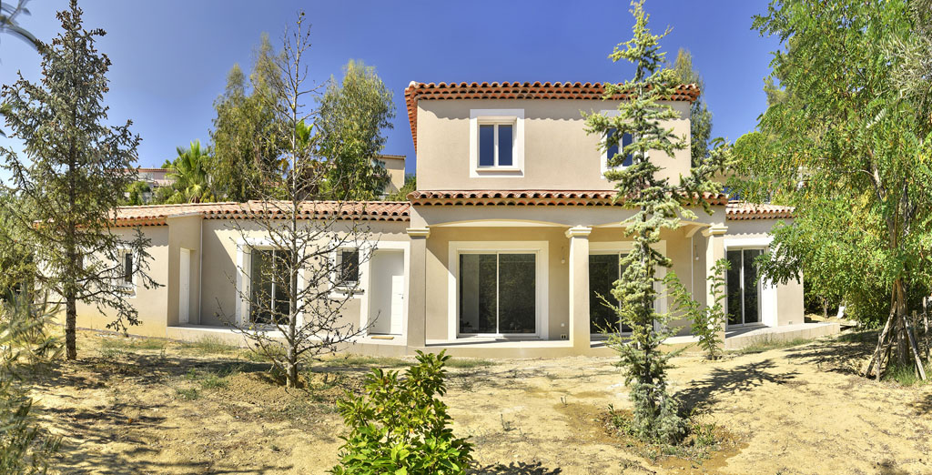 Réalisation de MAISONS FRANCE CONFORT